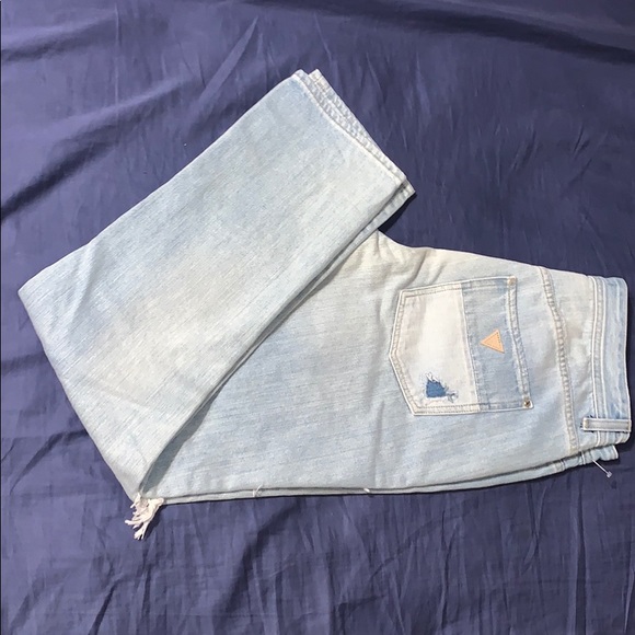 NWOT Guess Jeans! - Picture 4 of 5